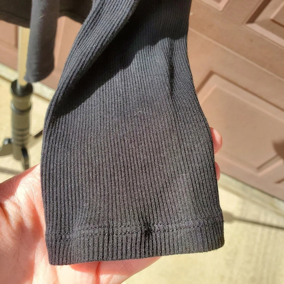 Talbots Women's Black Ribbed Cardigan Sweater Size Medium - Picture 7 of 10